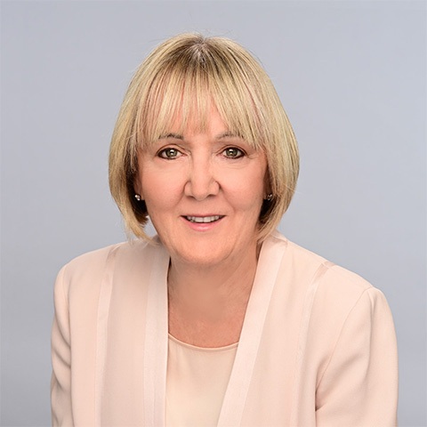 Mary Reemst AM