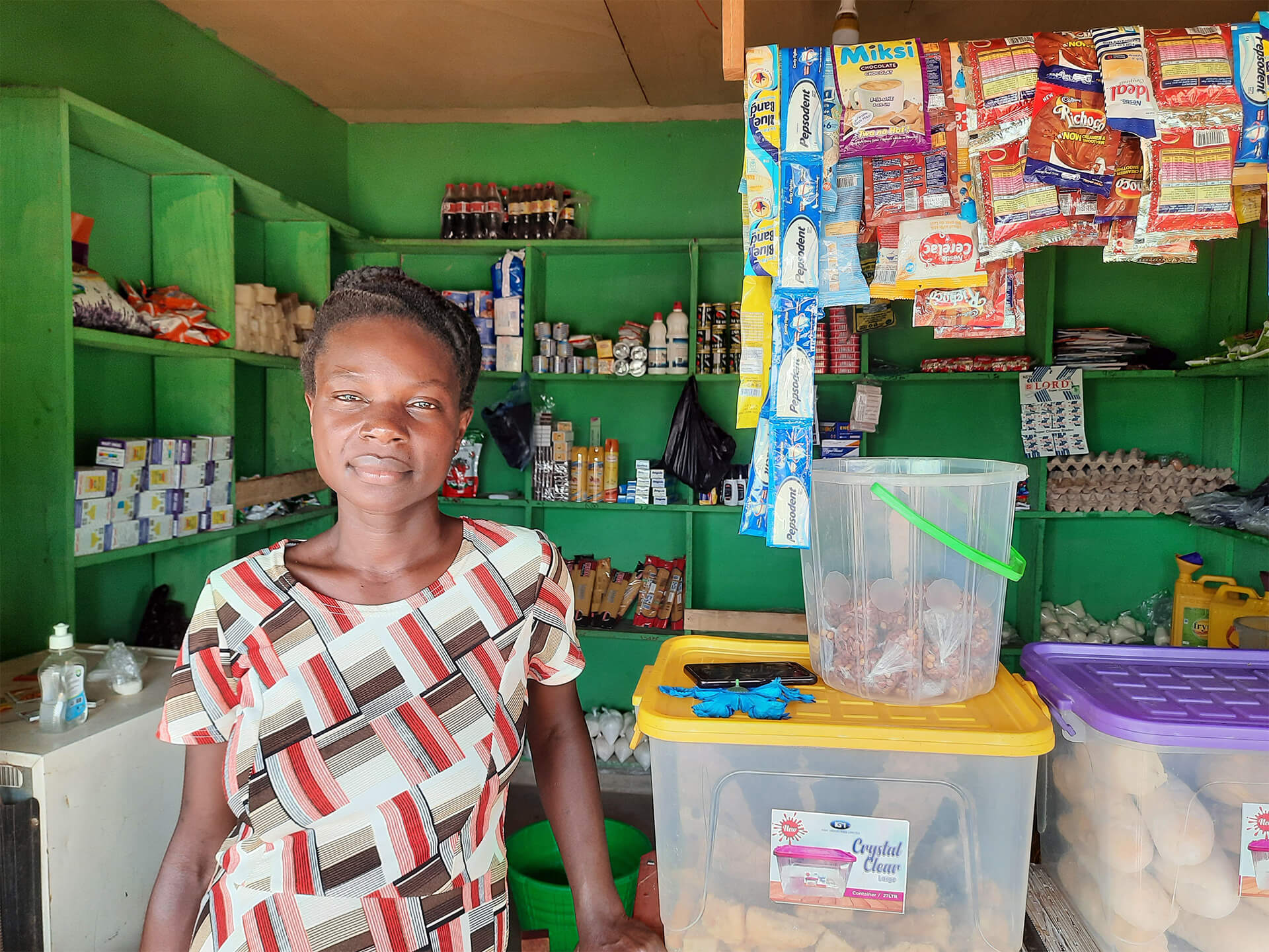 Mary-Lawutey-at-her-shop,-Adonkwanta,-Ghana